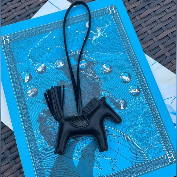 Hermes Milo Lambskin Lizard Touch Grigri Rodeo Horse Bag Charm PM So Black - Picture 6 of 6